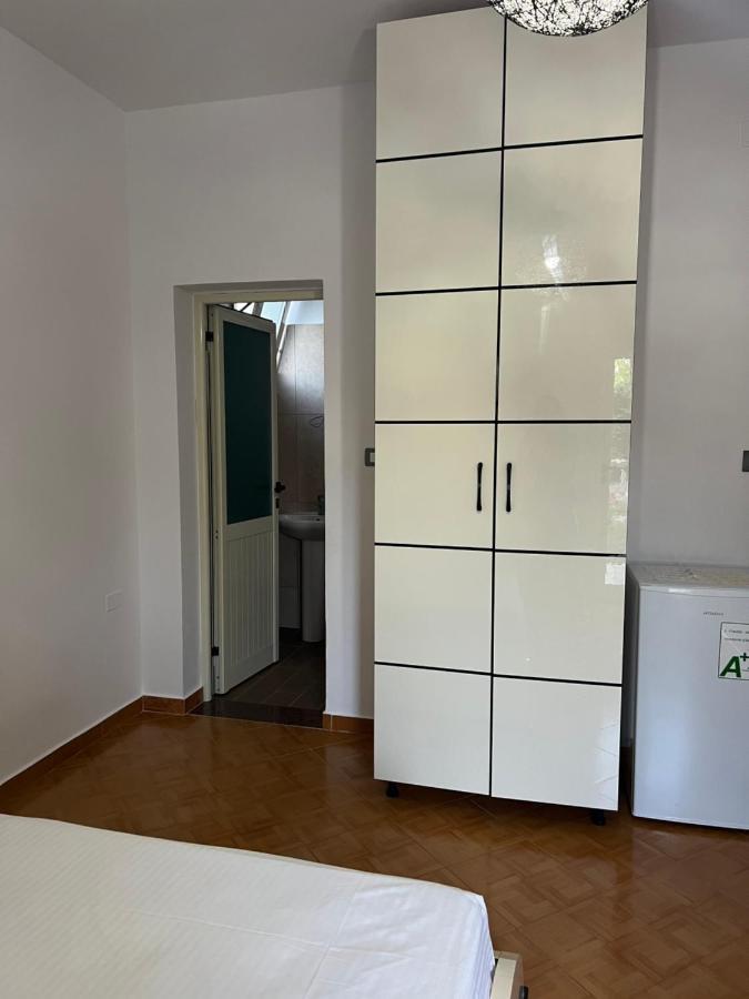 Rooms For Rent Habipi Avlonya Dış mekan fotoğraf